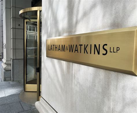 Latham Makes Double Partner Hire From Akin in London.